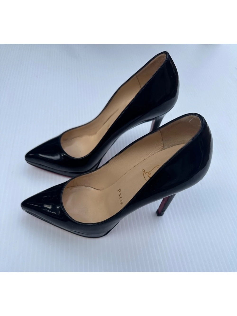 Christian Louboutin Sz 35 Black Patent Leather Heels 4.25" - Picture 5 of 7